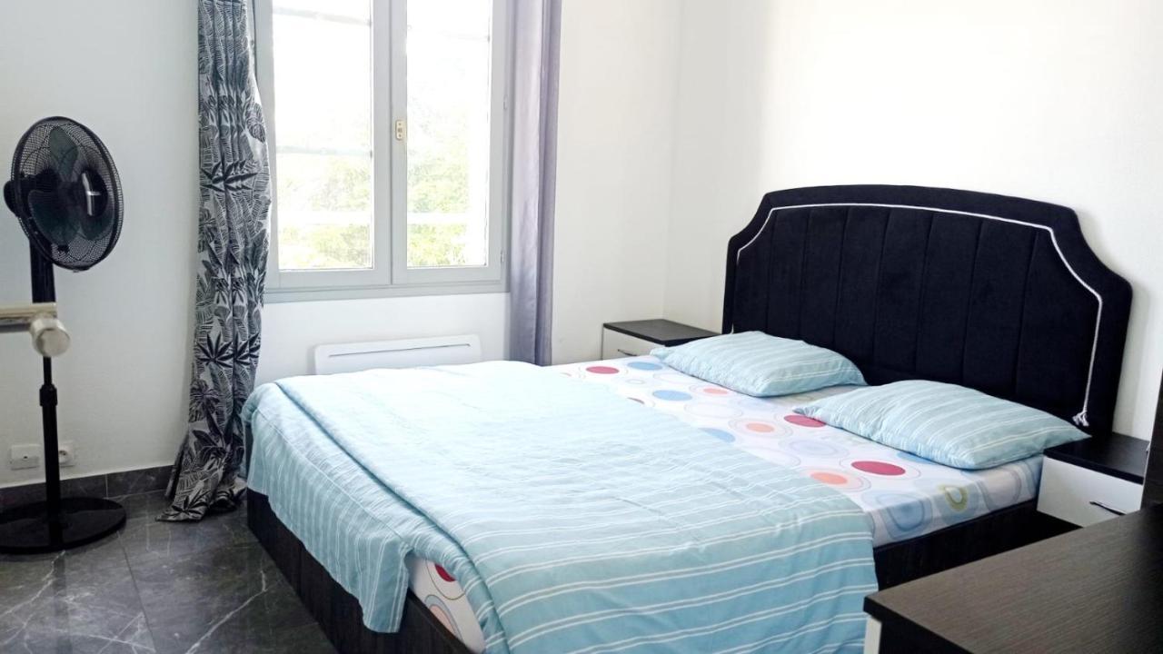 Appartement Lagny Sur Marne Disneyland Paris Exterior foto
